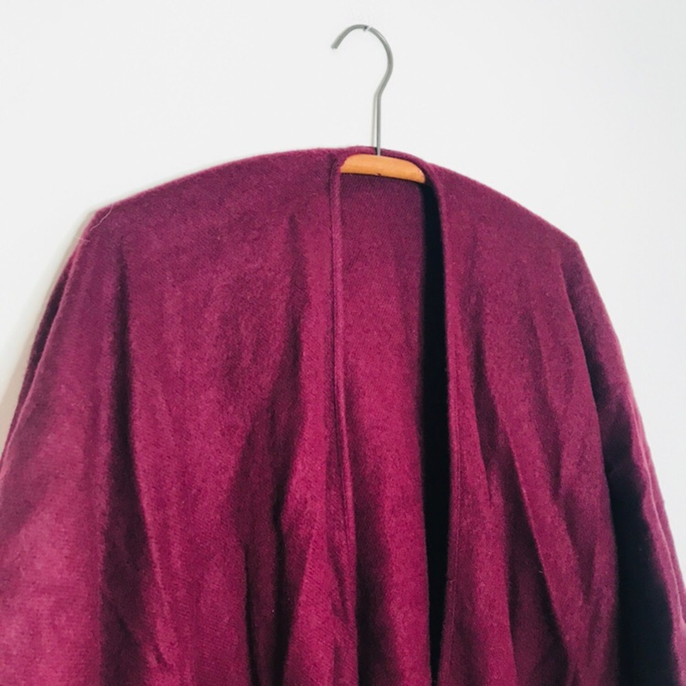 Vintage Retro Maroon Wool Knit Shawl Cape - Picture 3 of 4